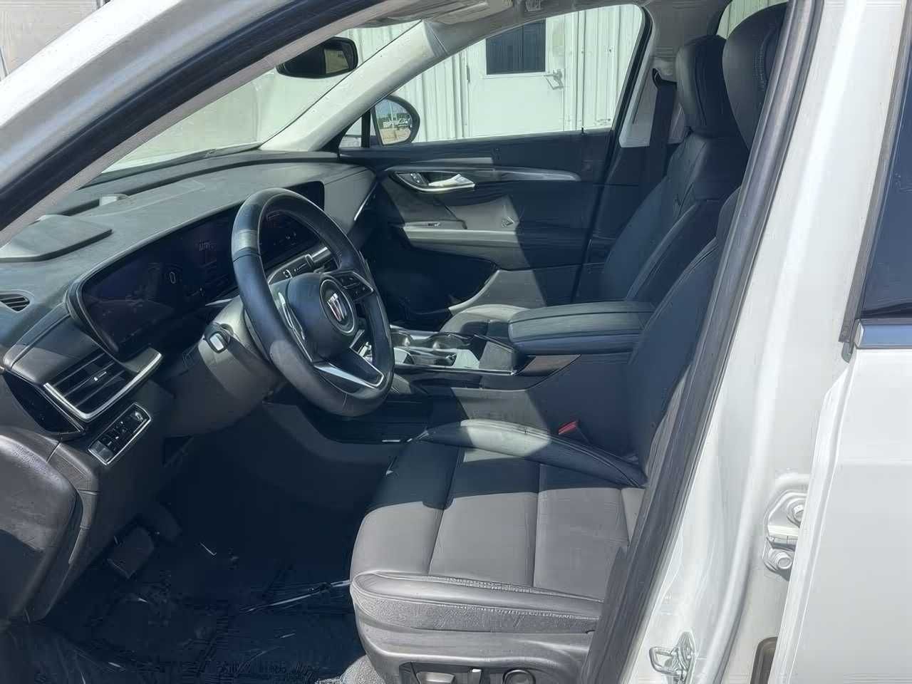 Buick	ENVISION		 	2024