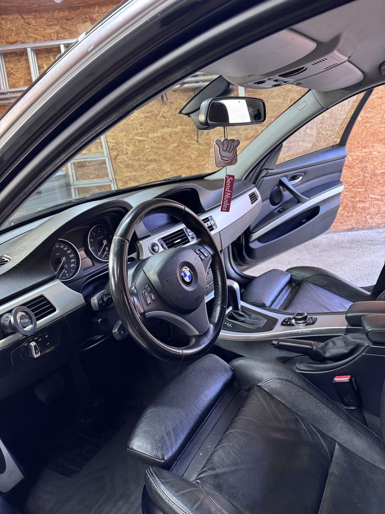 BMW E90 330iX xDrive 272KM • 2011 • 170 tys km