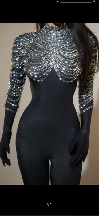 Piekny kombinezon nowy