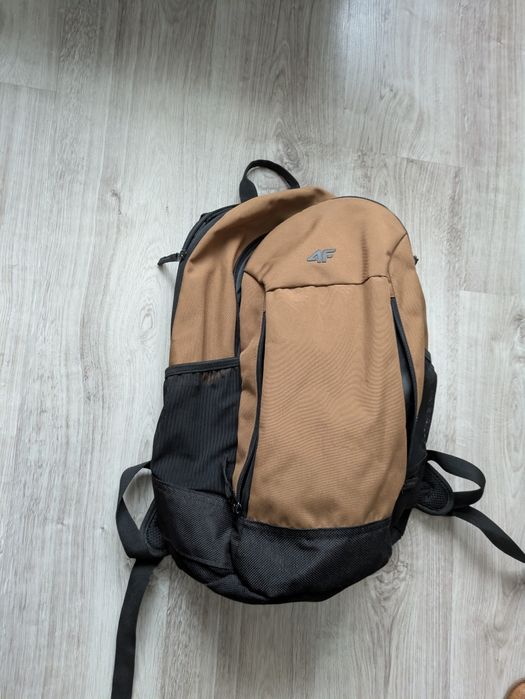 Plecak 4F używany dobry stan
