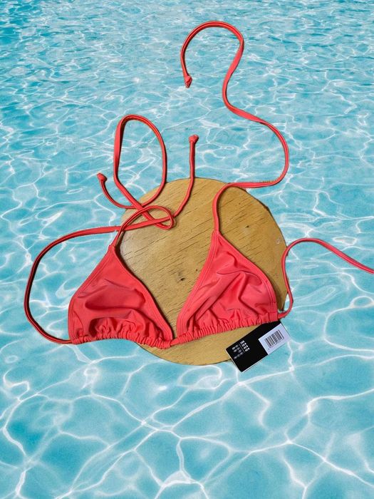 Лифчики для купания