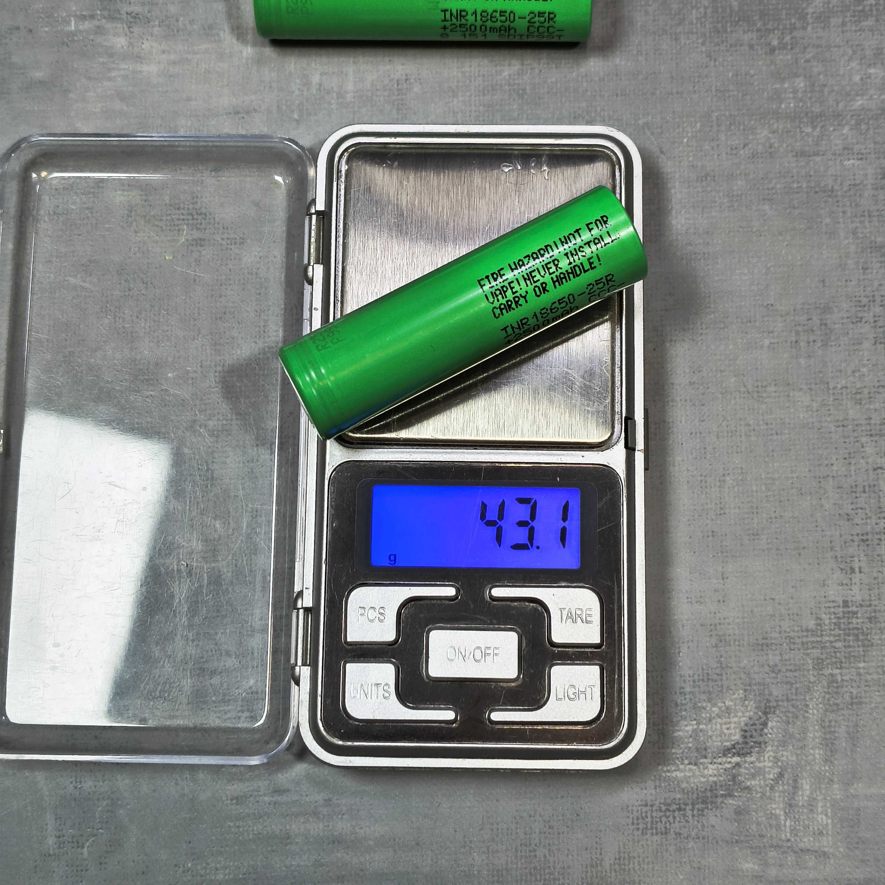 Высокотоковые 18650 аккумуляторы Samsung INR18650-25R 2500mah/20A/12mО