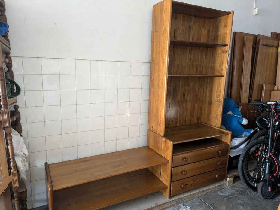 Móveis Estante Bar Cerne em pinho maciço