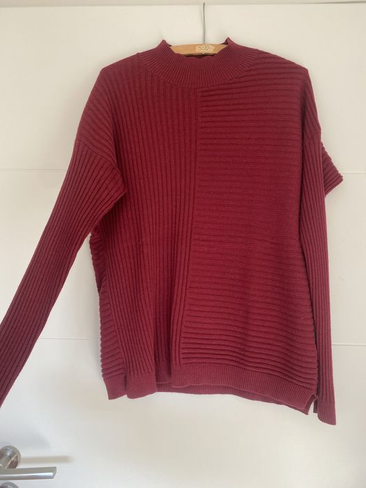 Burgundowy wiśniowy sweter Donna 55% wełna modowy hit