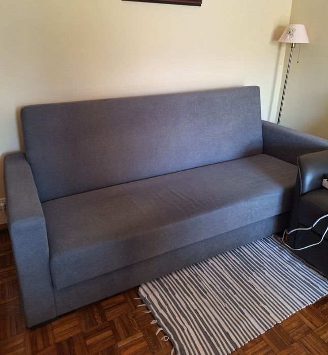 sofá cinzento usado