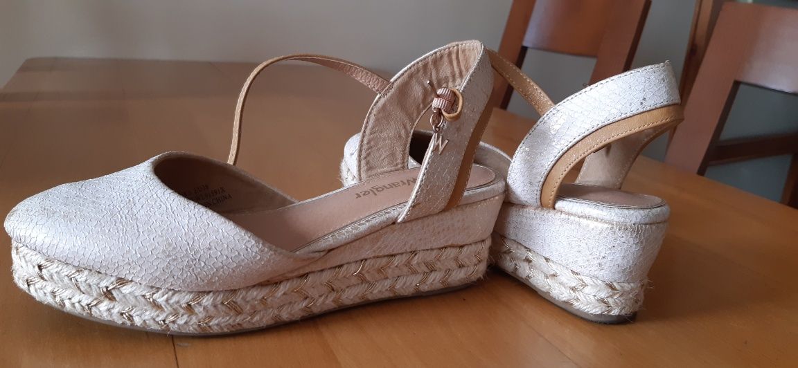 Espadryle na platformie