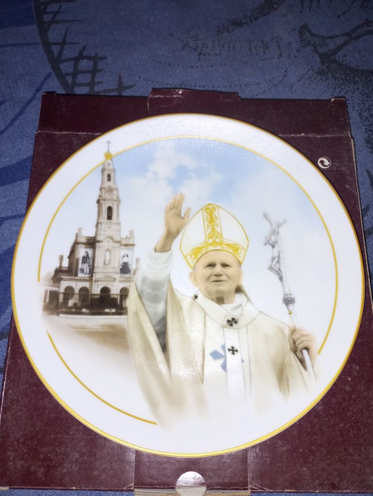 Prato comemorativo João Paulo II santuário de Fátima