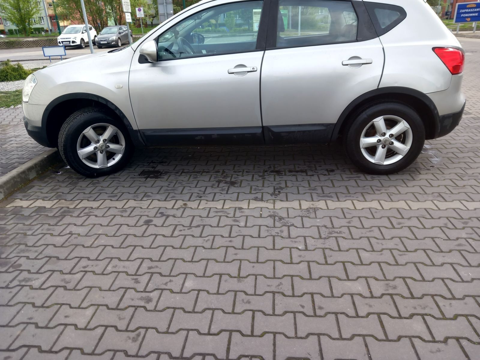 NISSAN QASHQAI 2008, 2.0 benzyna + LPG, 140KM, HAK