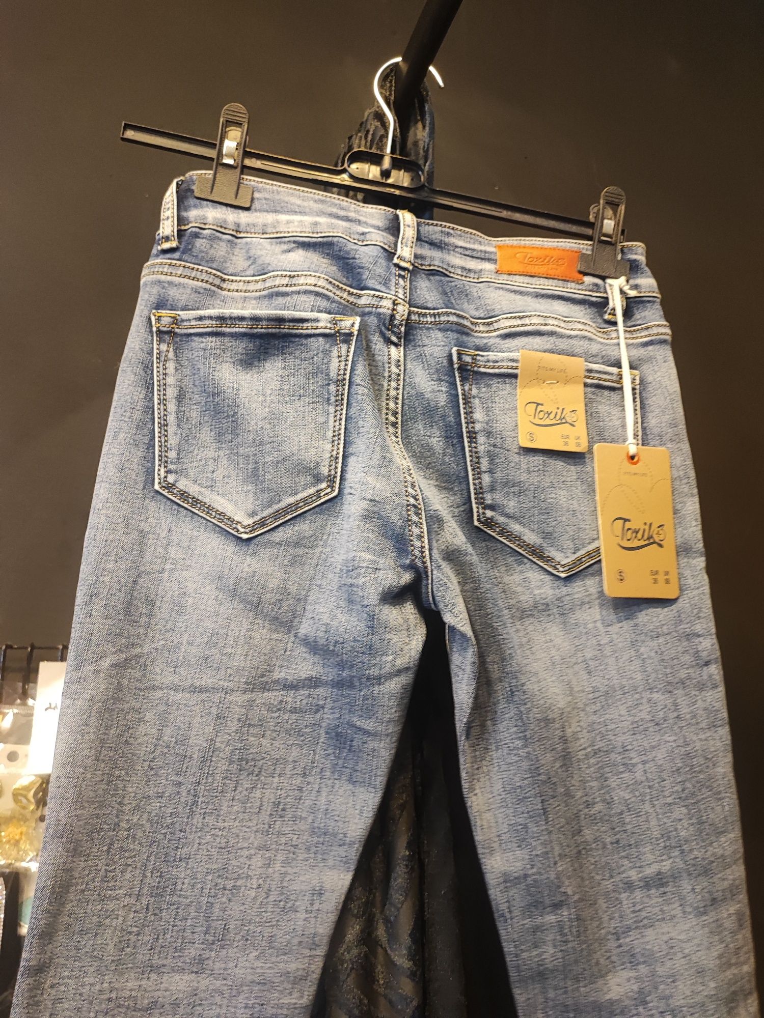 Krótkie spodnie jeansowe