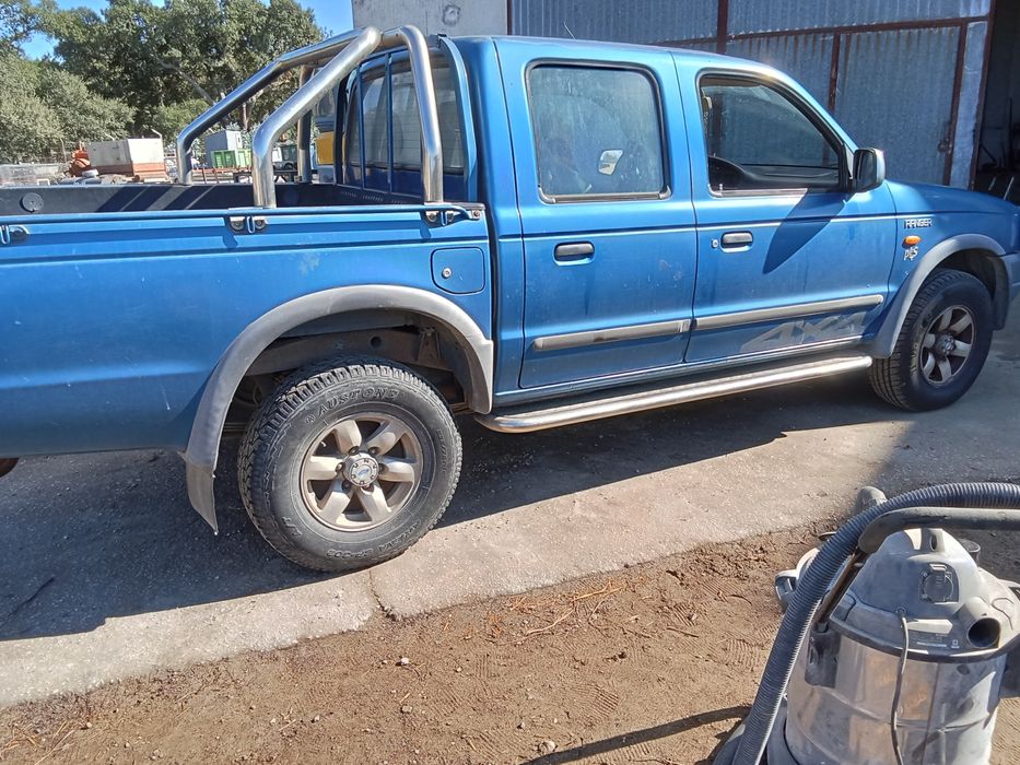 Ford ranger com motor Mazda