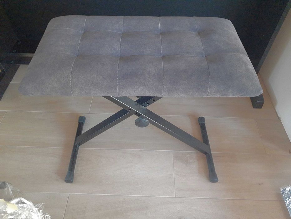 Pianino cyfrowe Yamaha + siedzisko