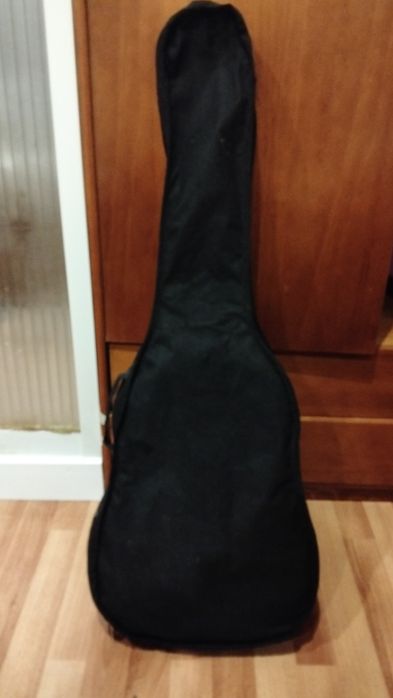 Guitarra sem garantias e trocas