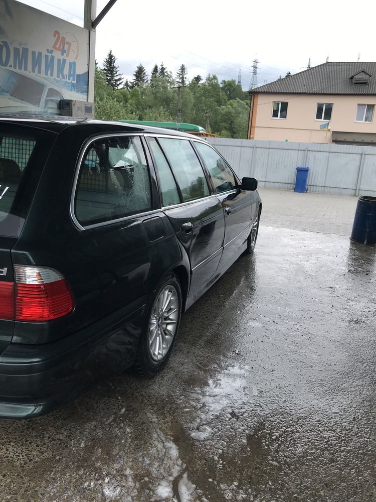 Продам BMW 525