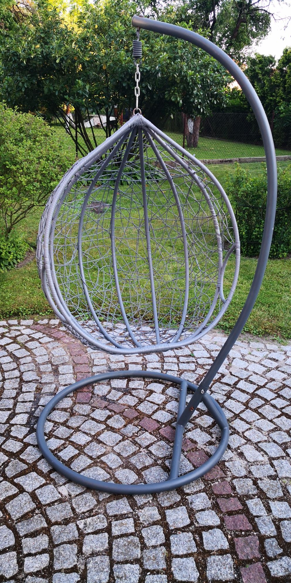 Fotel wiszacy  jajko kokon