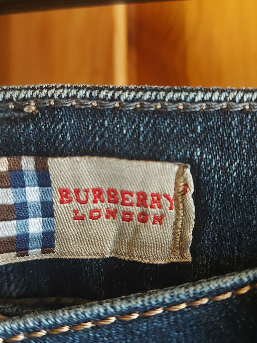 Spodenki krótkie jeans rozmiar S/M firma Burberry