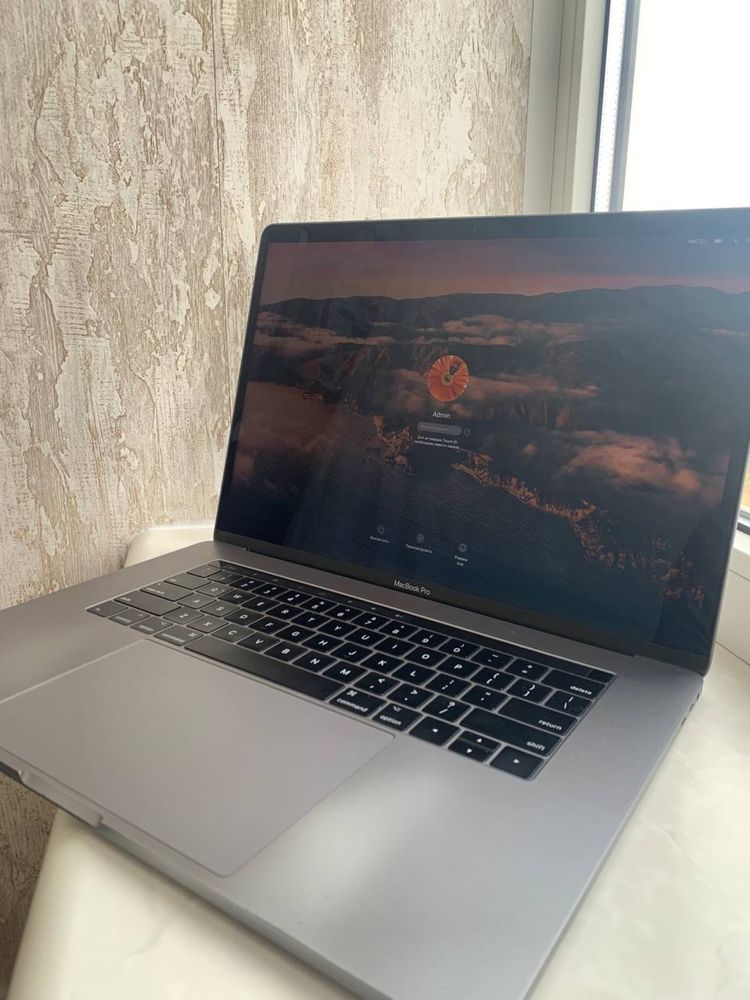 MacBook Pro 15 2017 макбук про Интел Кор ай 7 512 гб