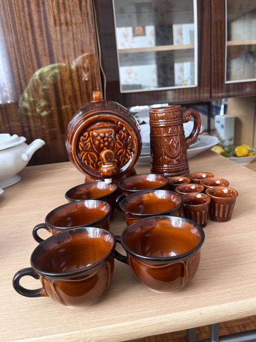 Beczułka ceramiczna kamionka + filiżanki + dzbanek z kieliszkami