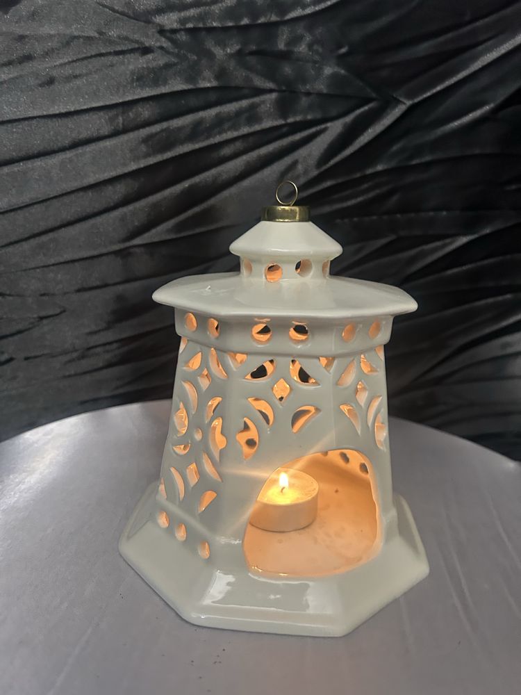 Lampion ceramiczny ażurowy ecru do zawieszenia z miejscem na świeczkę