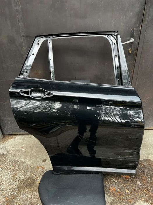 Poszycie drzwi BMW X1 F48 czarne Tylne Prawe