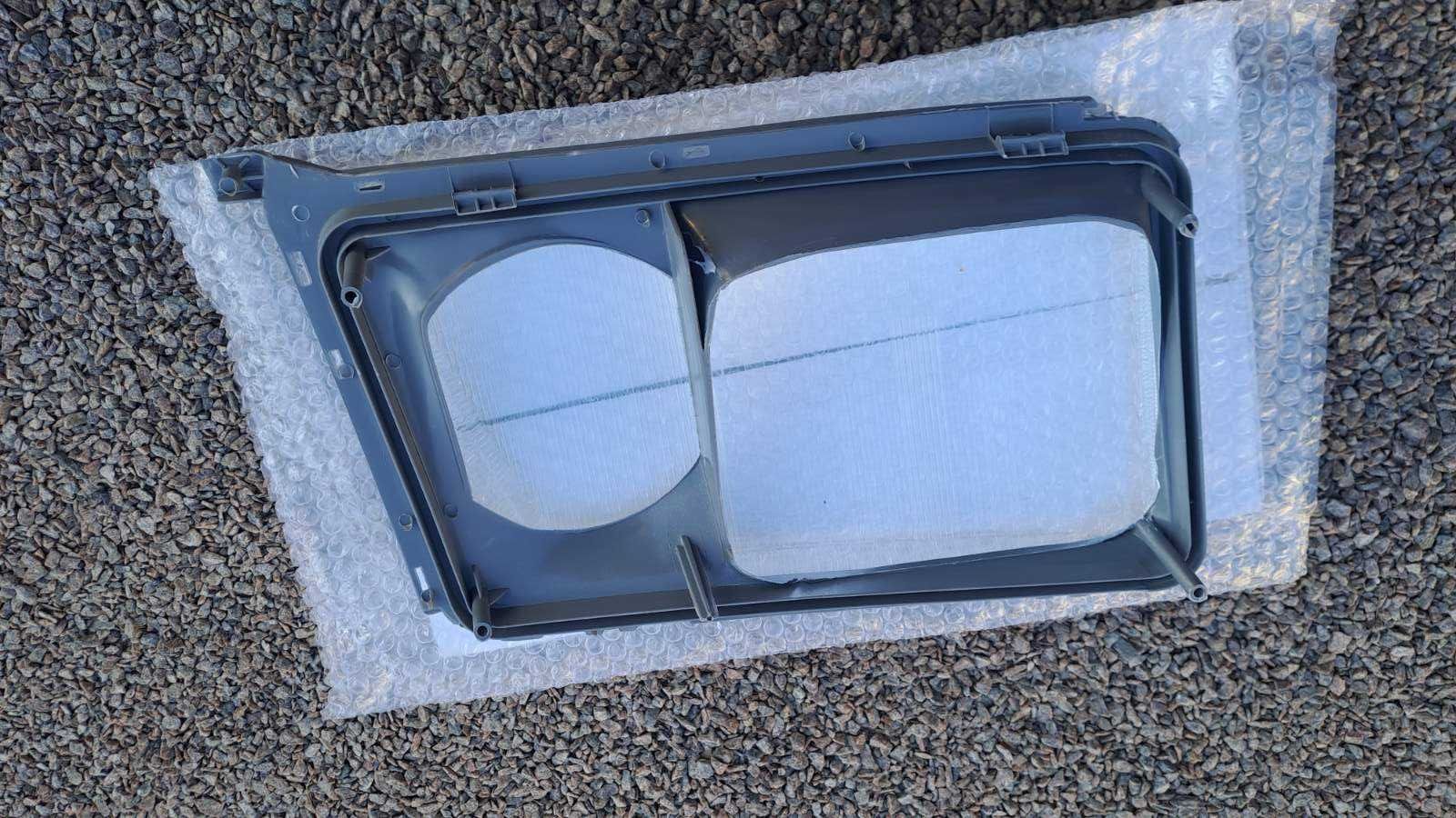 Стекло фары Mercedes E-Class W124 93-96 скло Мерседес W124