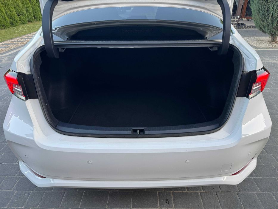 Wynajem RENT Toyota Corolla automat