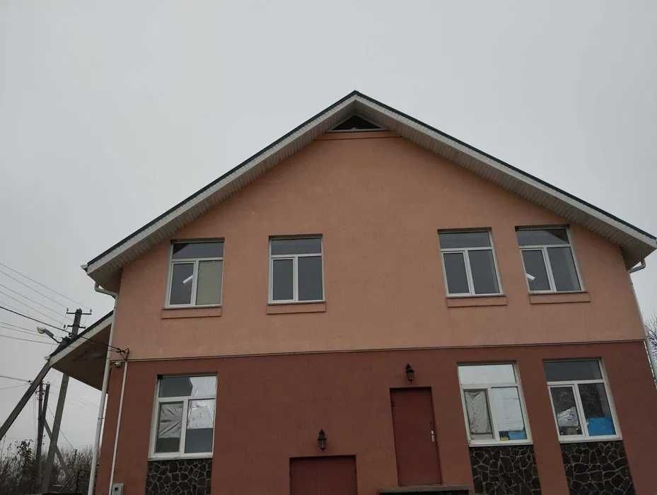 ТЕРМІНОВО Продам будинок в центрі Шпола