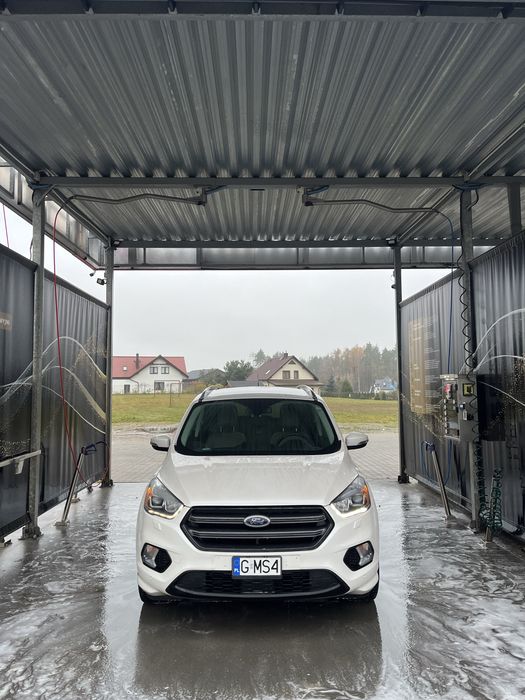 Ford kuga titanium 4x4 2.0