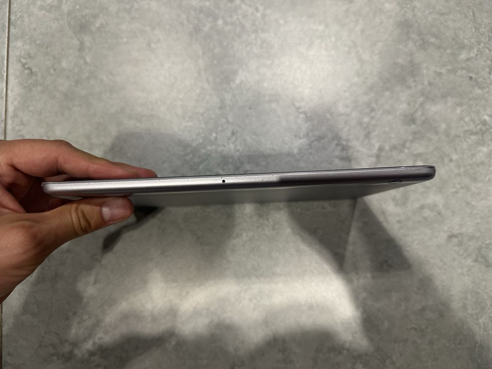 Планшет HUAWEI MediaPad T3 10