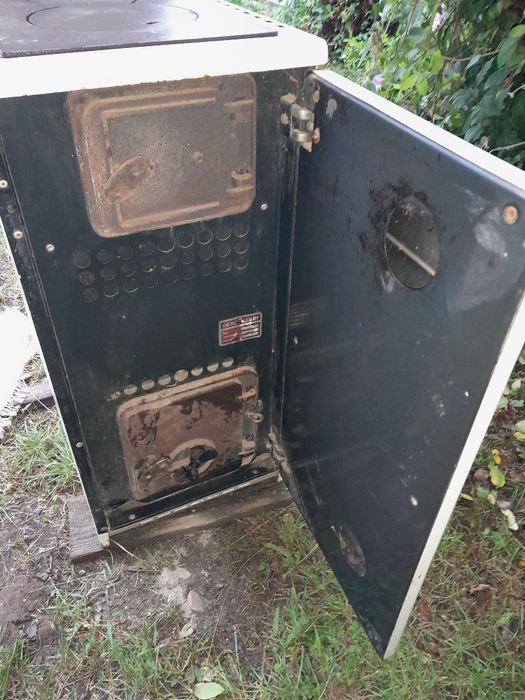 Продаю пічку боржуйку