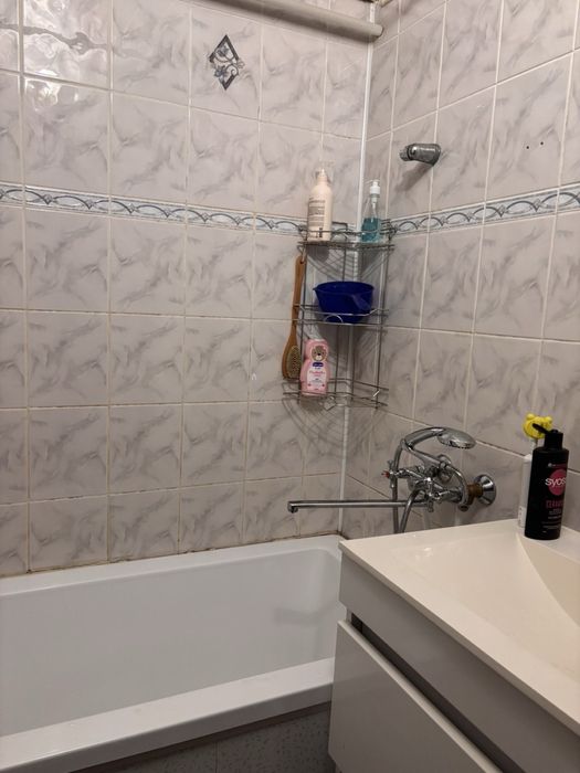 Ексклюзив Продам 3х кімнатну квартиру з своїм опаленням в Узині