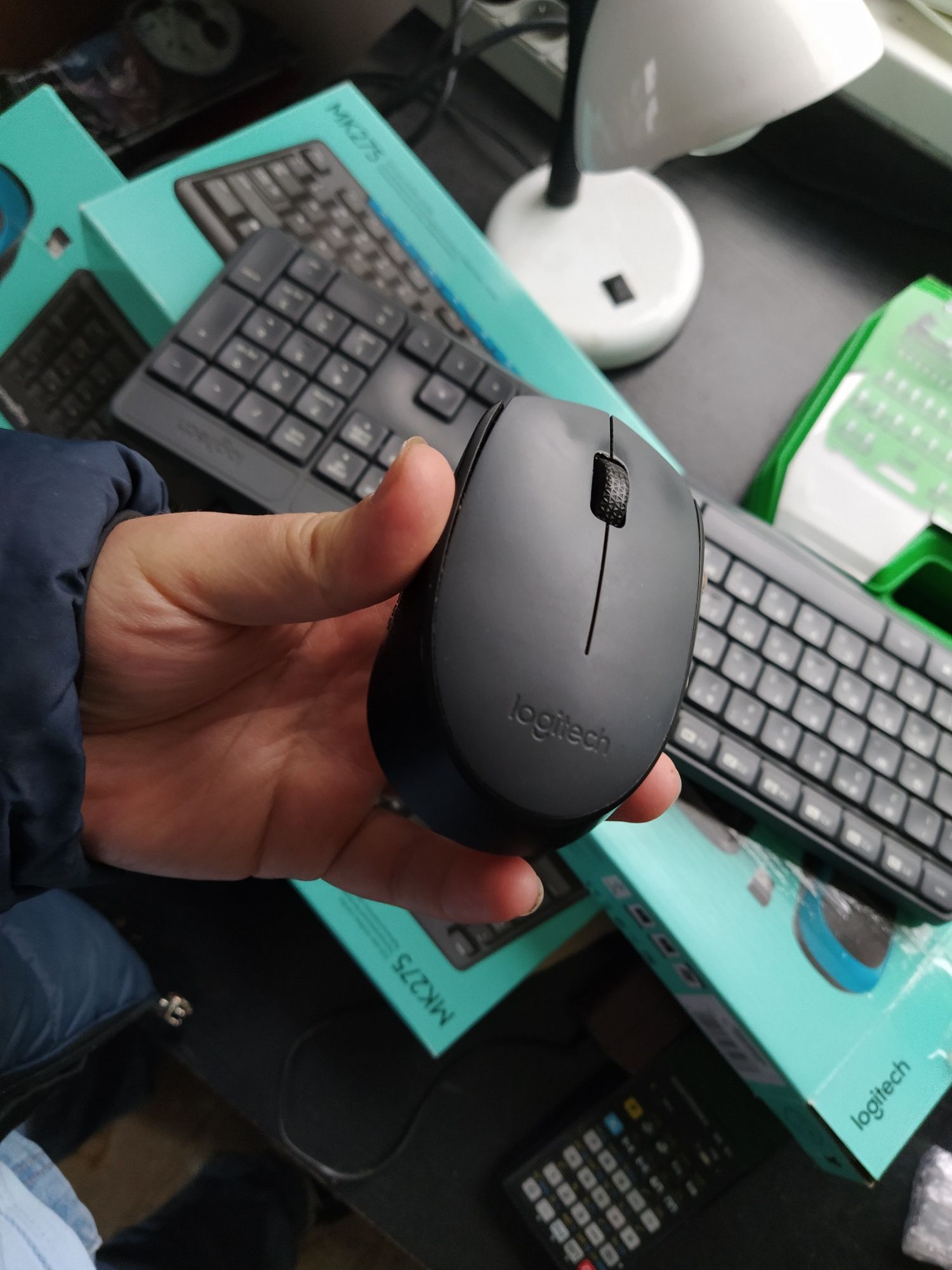 Logitech MK 235 + mouse M170, в гарному стані.