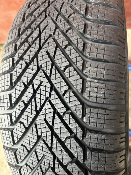 205/60/16 R16 Pirelli Cinturato2 зима 1 шт