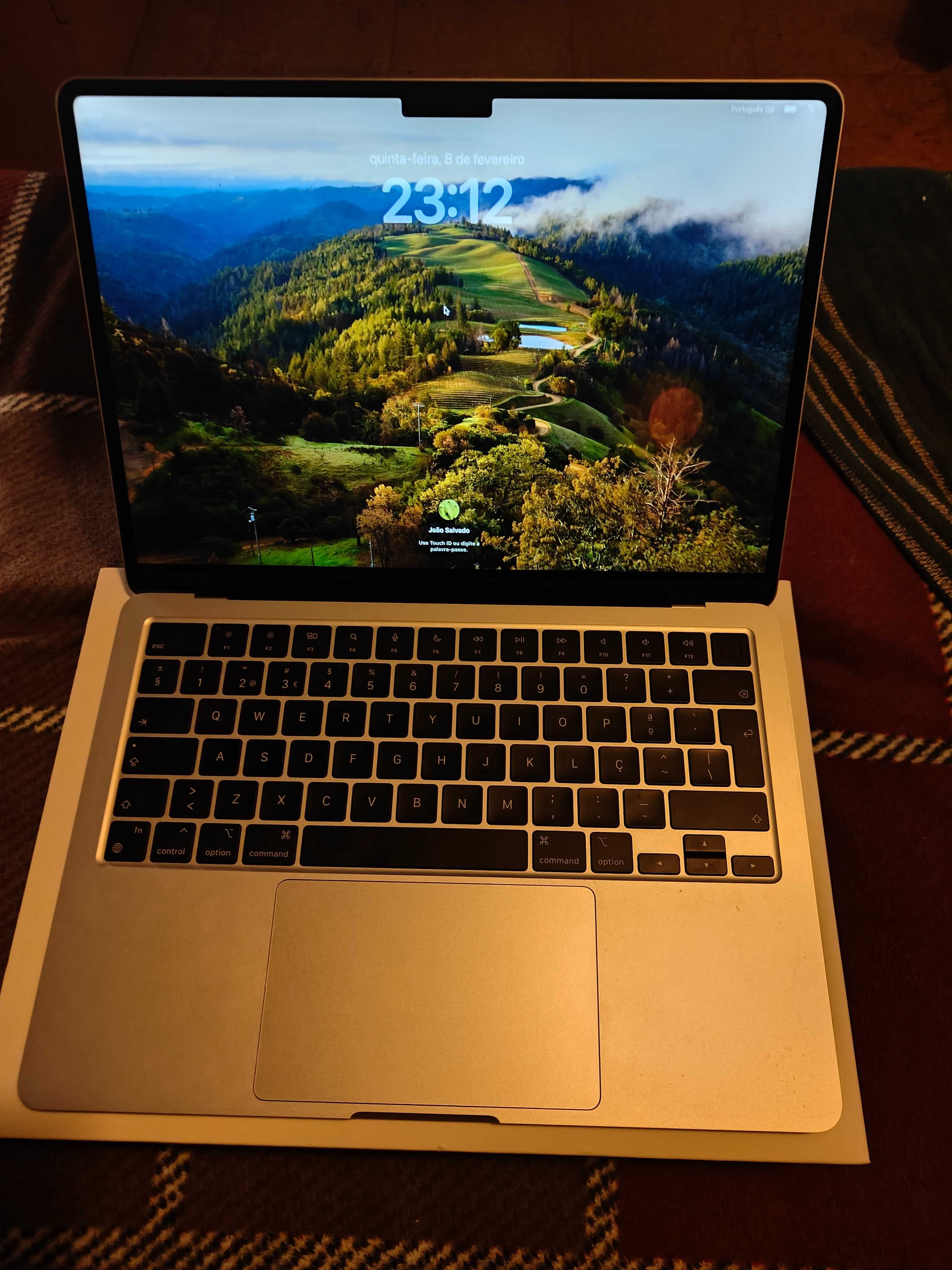 MacBook Air 13'' | 2022 | M2 | 8GB | 256GB SSD | GPU 8-core | Prateado