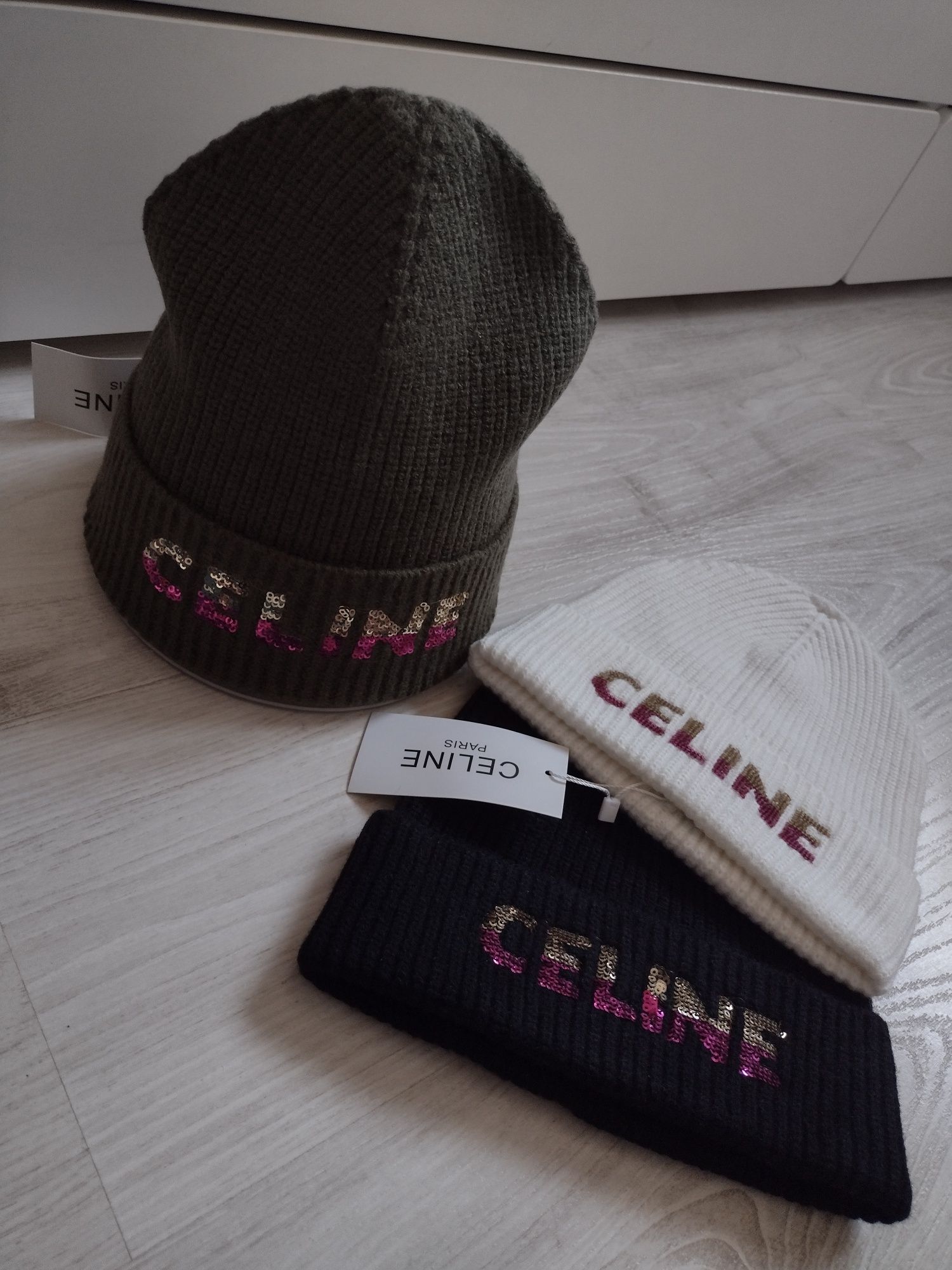 Czapka khaki Celine beanie cekiny