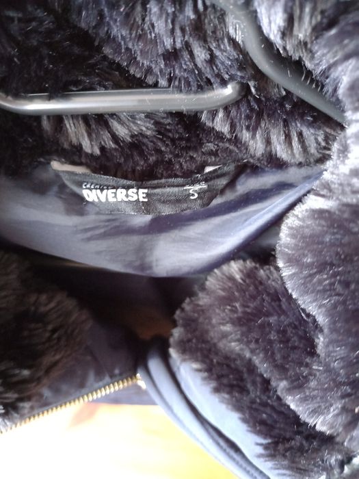 Kurtka zimowa Diverse granatowa pikowana zimowa