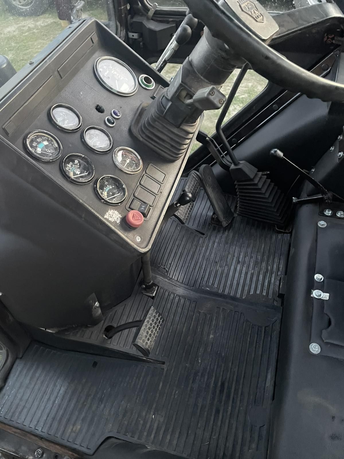 МТЗ 82.1 2005року