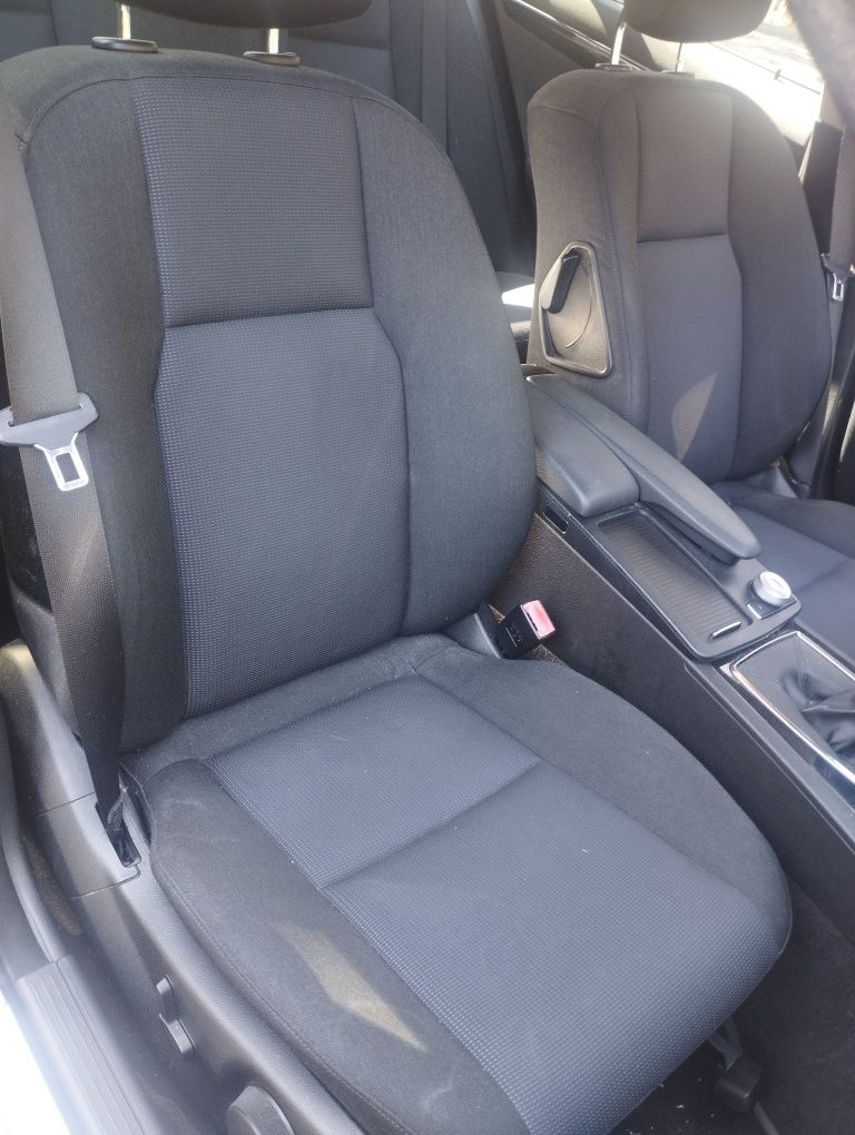 Mercedes Benz C220cdi