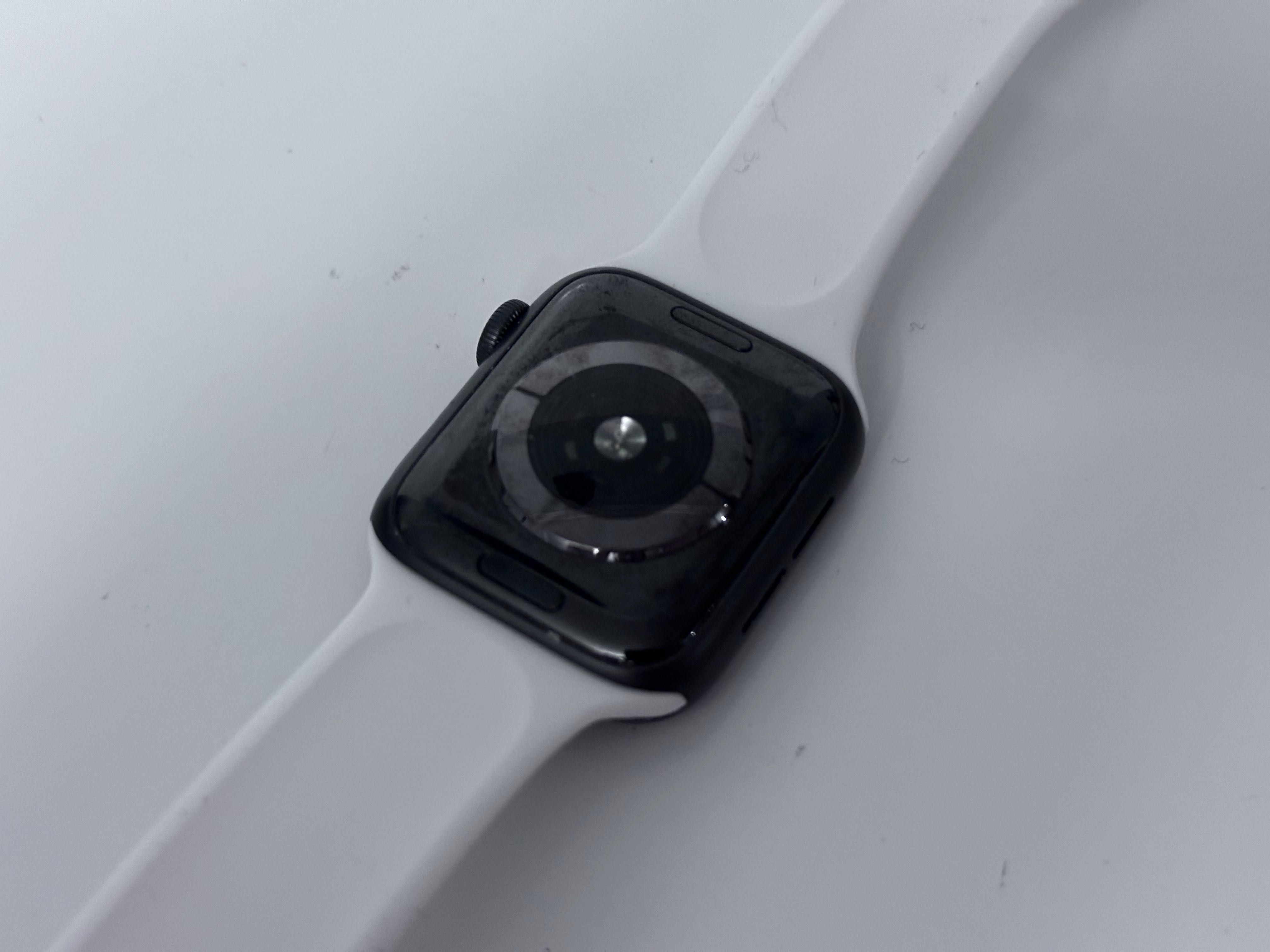 Apple Watch Series 5 40mm GPS + Cellular Aluminium Case Gray Szary