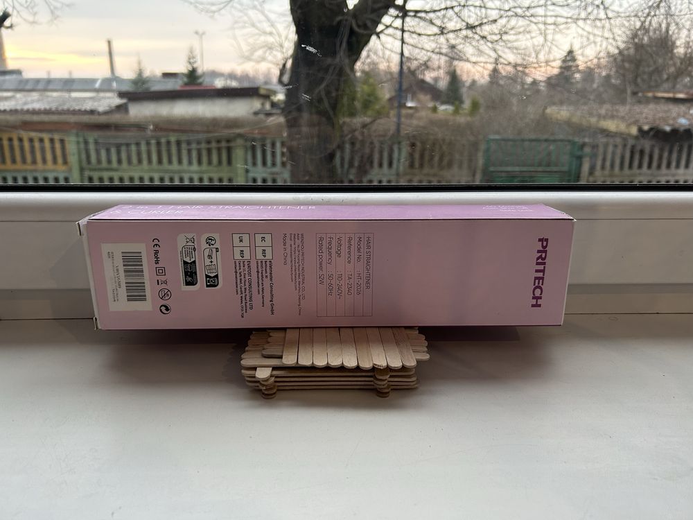 Prostownica z ekranem lcd, regulacja temperatury