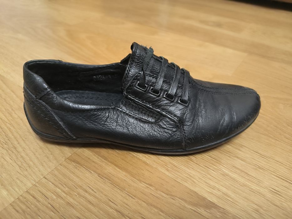 Туфлі шкіряні класичні  в школу