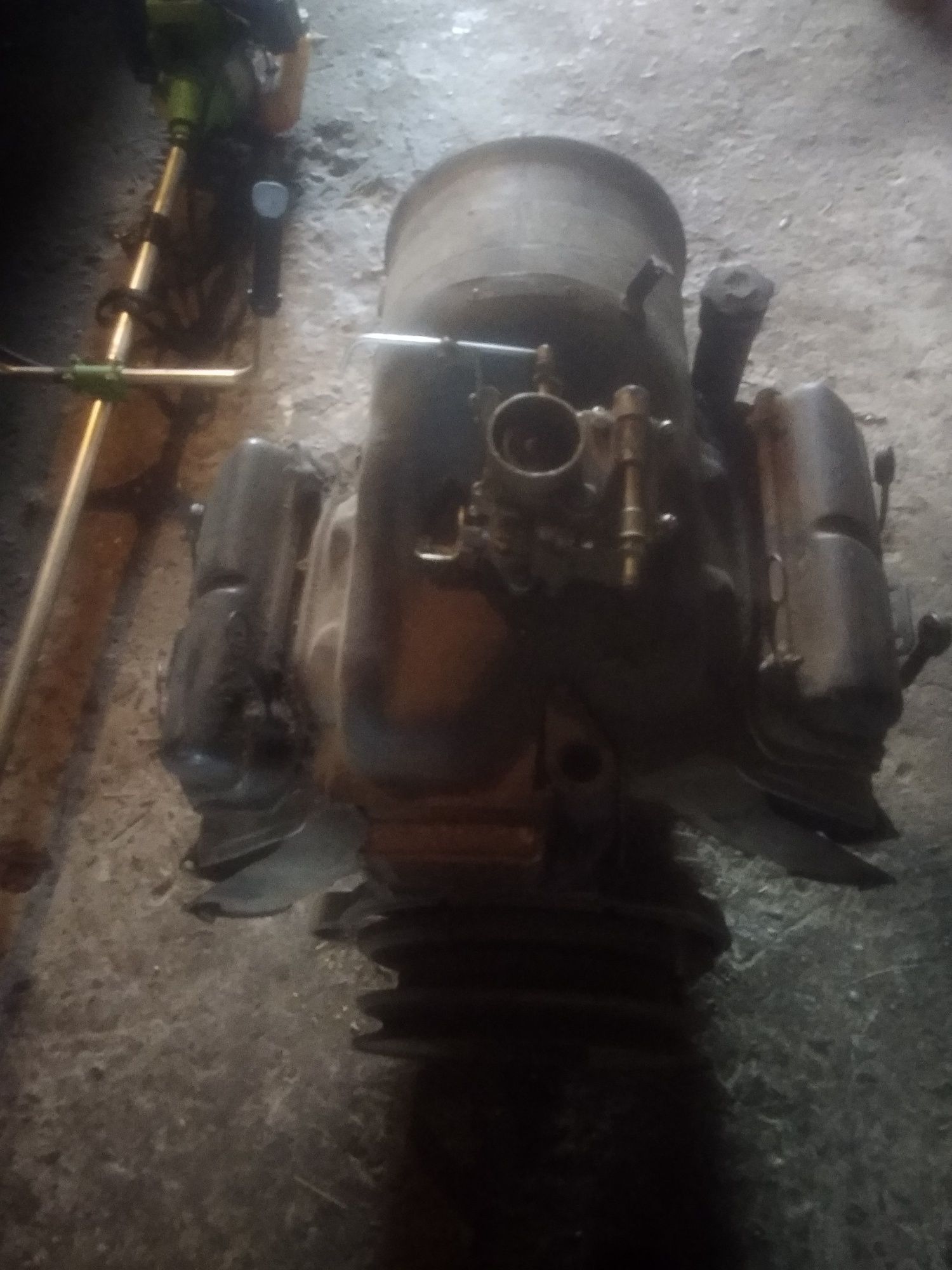 Продам мотор  снят з рабочей машины волинь луаз