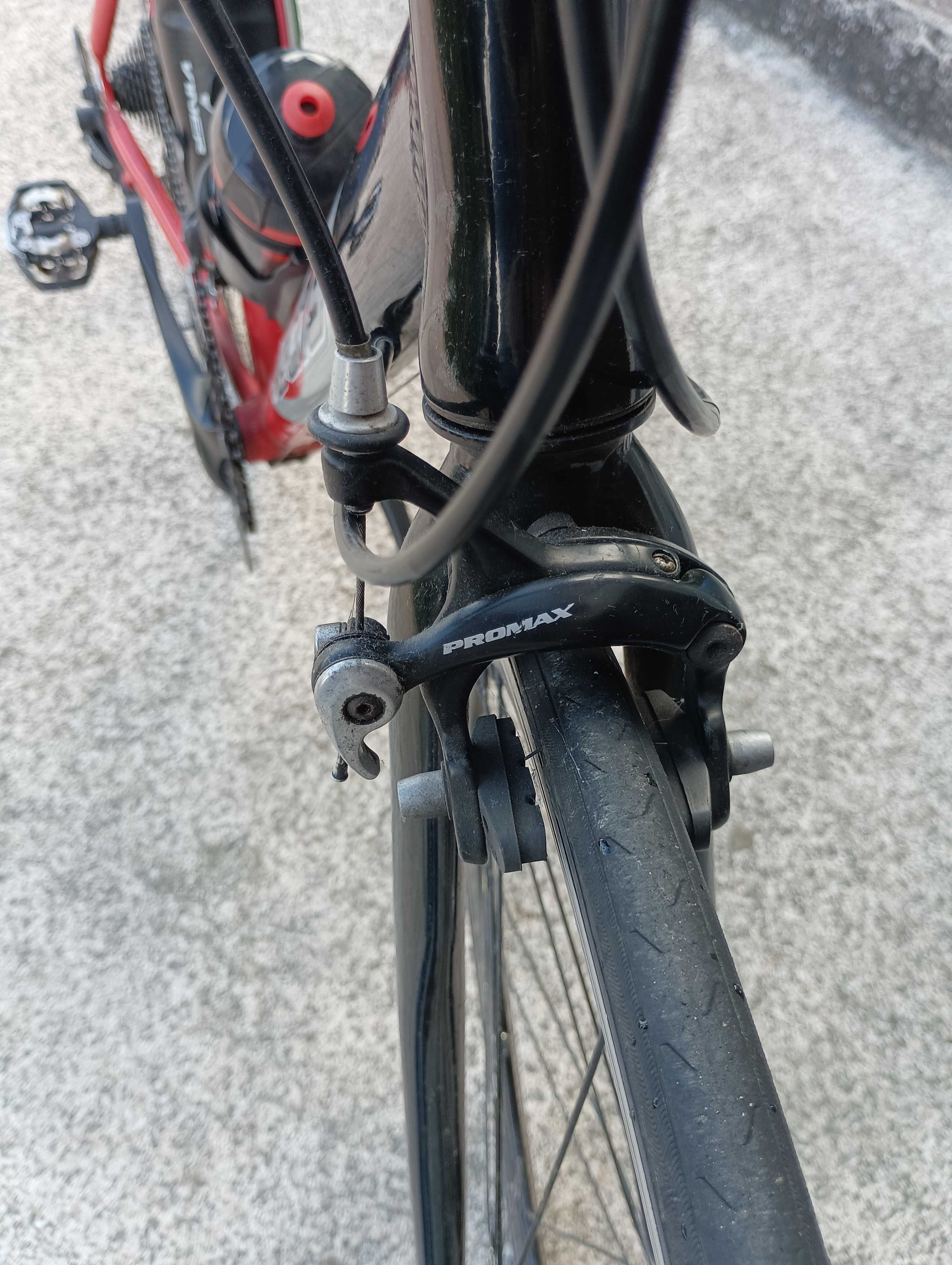 Bicicleta de estrada Altis