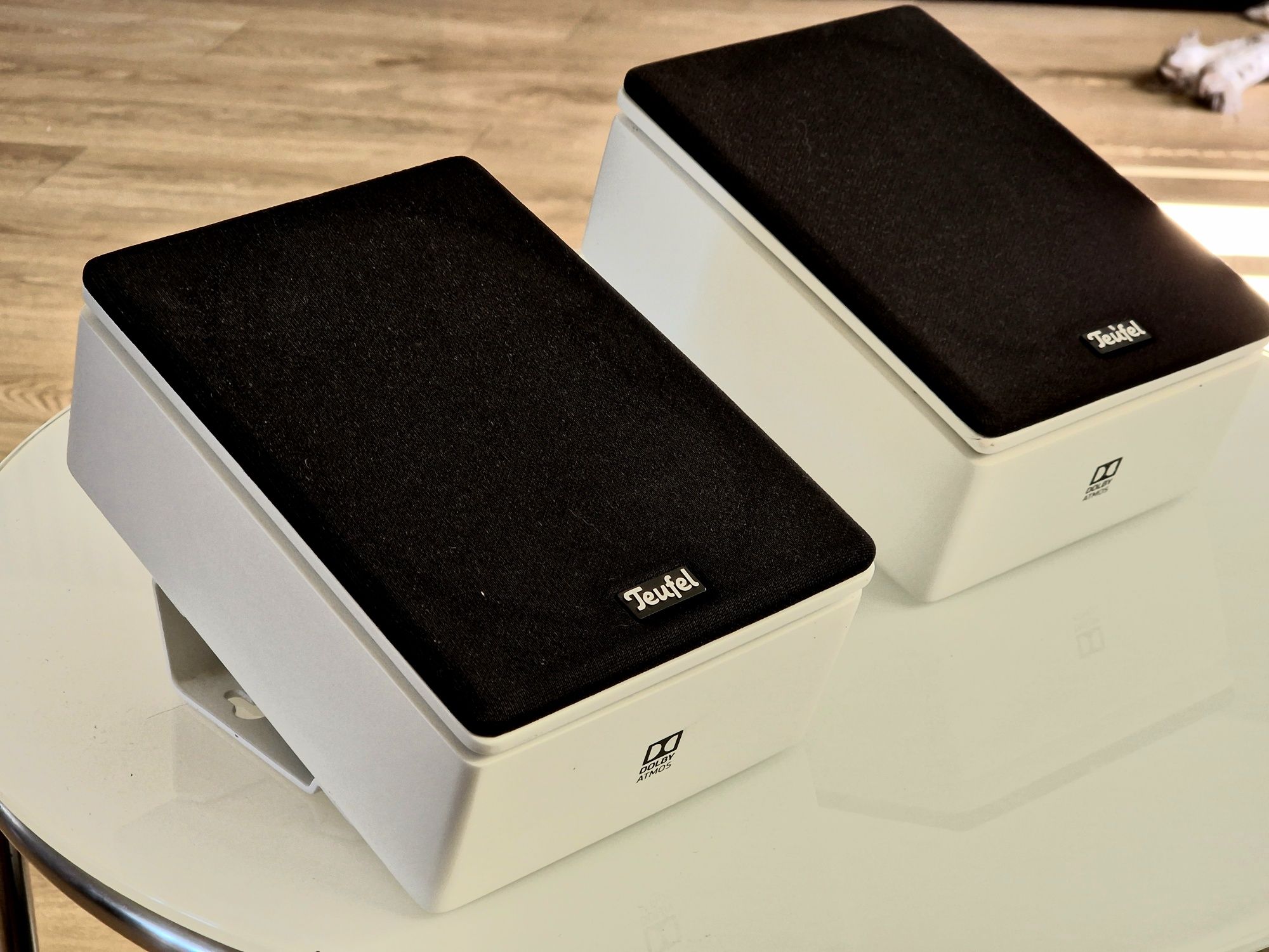 Głośniki Teufel REFLEKT dla kina domowego z Dolby Atmos, białe