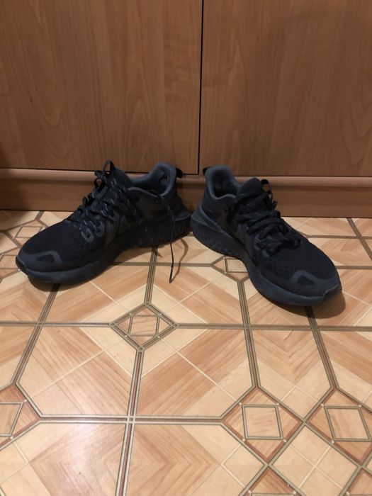 Кроссовки Nike Reakt  40 размер