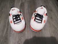Buty do chodzenia po domu Jordan 4 (nowe)