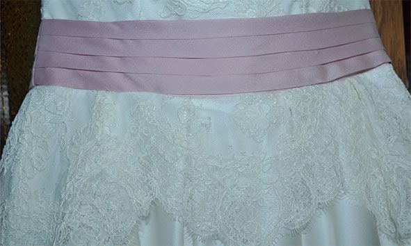 Весільна сукня (кольору АЙВОРІ)