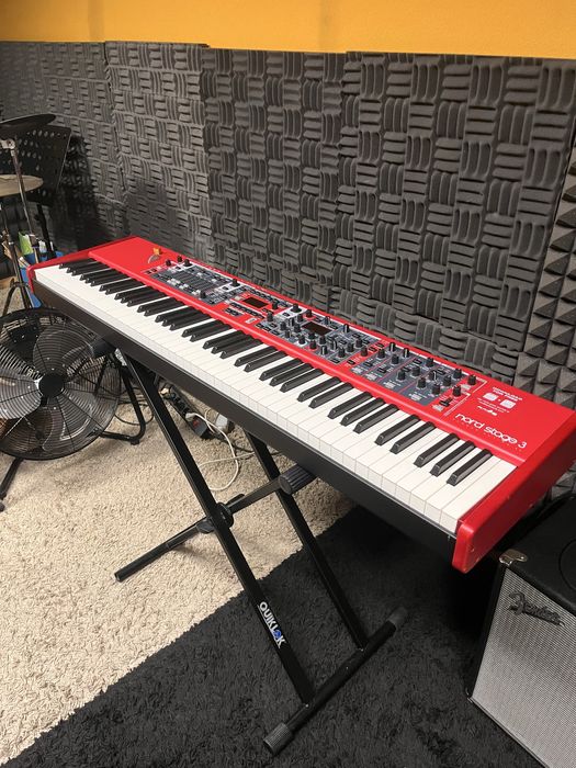 Nord stage 3 88 teclas