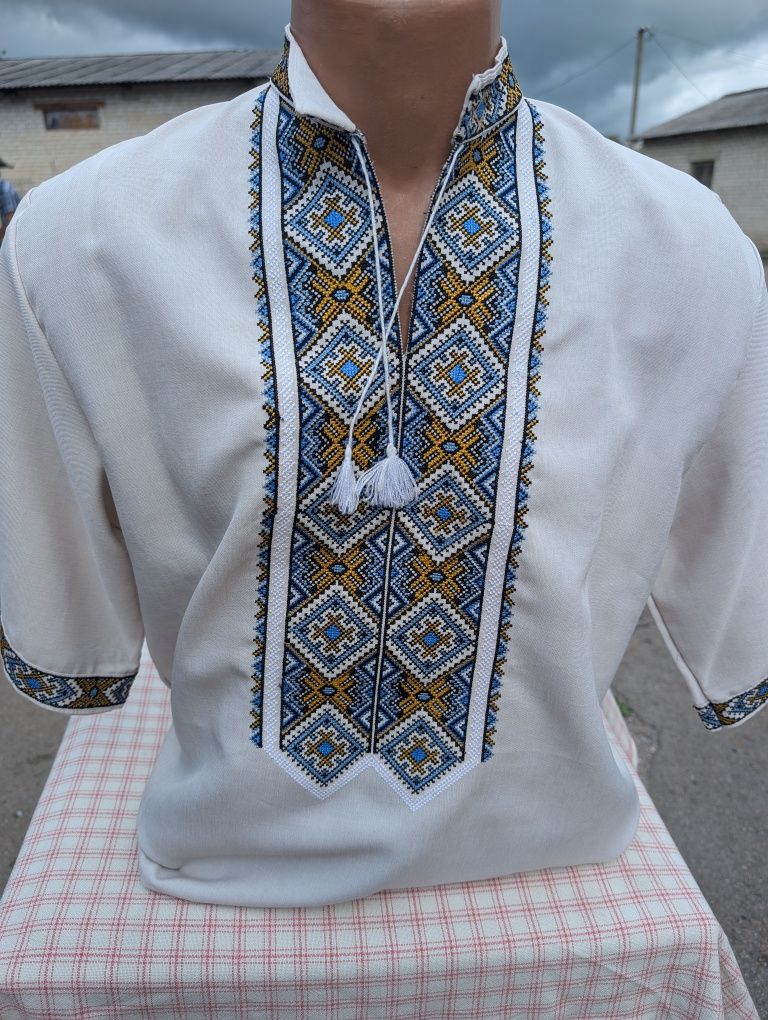 Чоловічі вишиванки