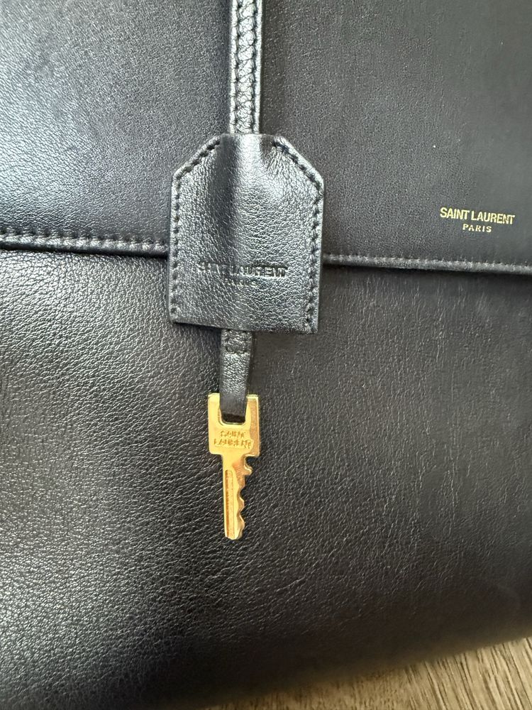 Сумка Saint Laurent Moujik