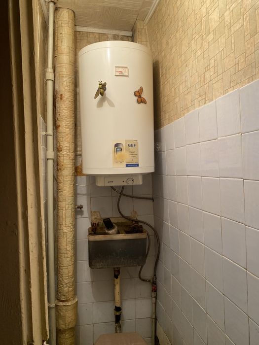 Продам 3-х в р-не поликлиники